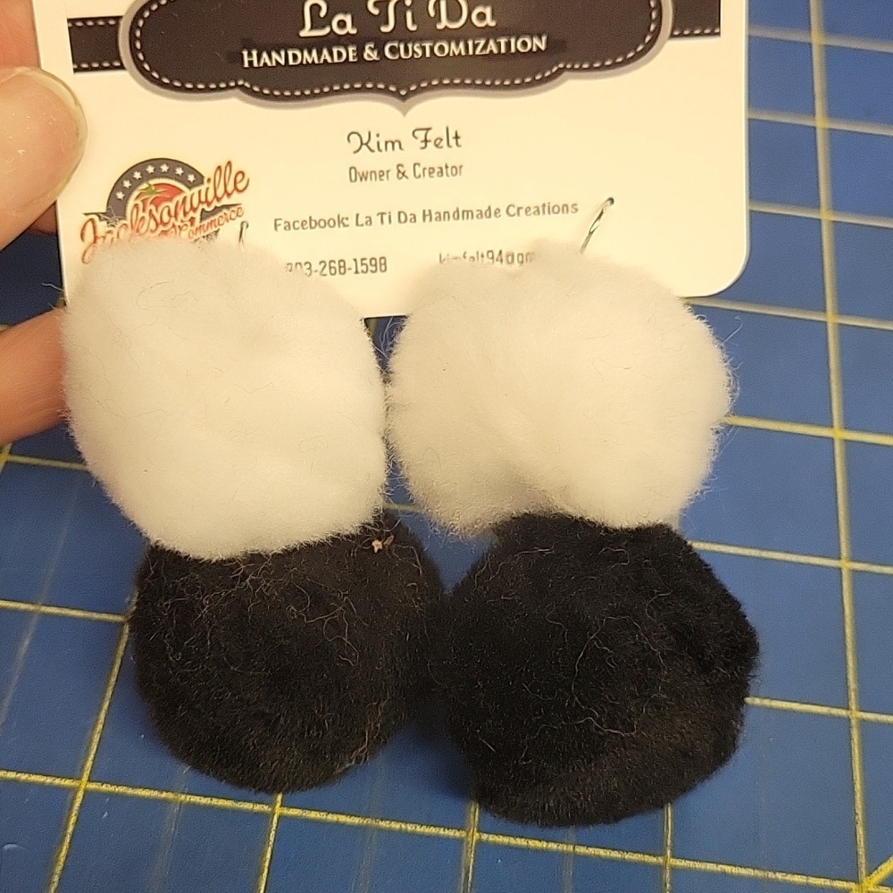 La Ti Da Handmade Black and White Pom Pom Earrings